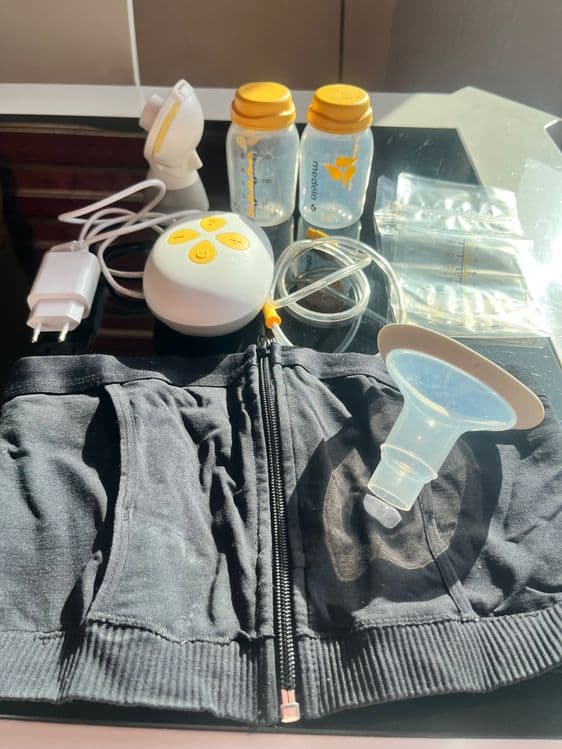 Молокоотсос Medela — 1