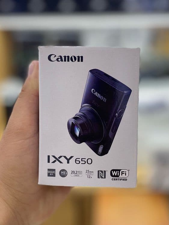 Canon IXY 650. — 1