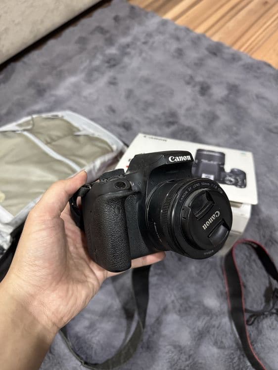 Продаю камеру Canon 750D 18-55 Kit — 1