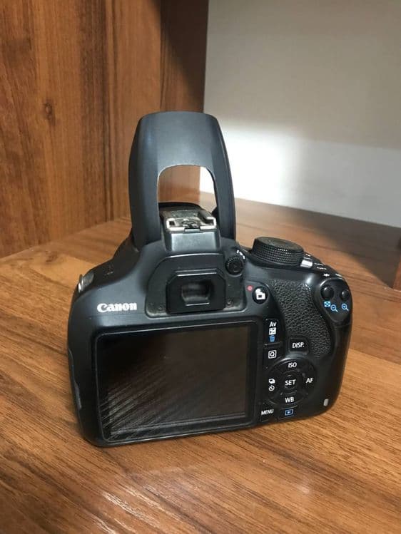 Canon 1200 . — 1