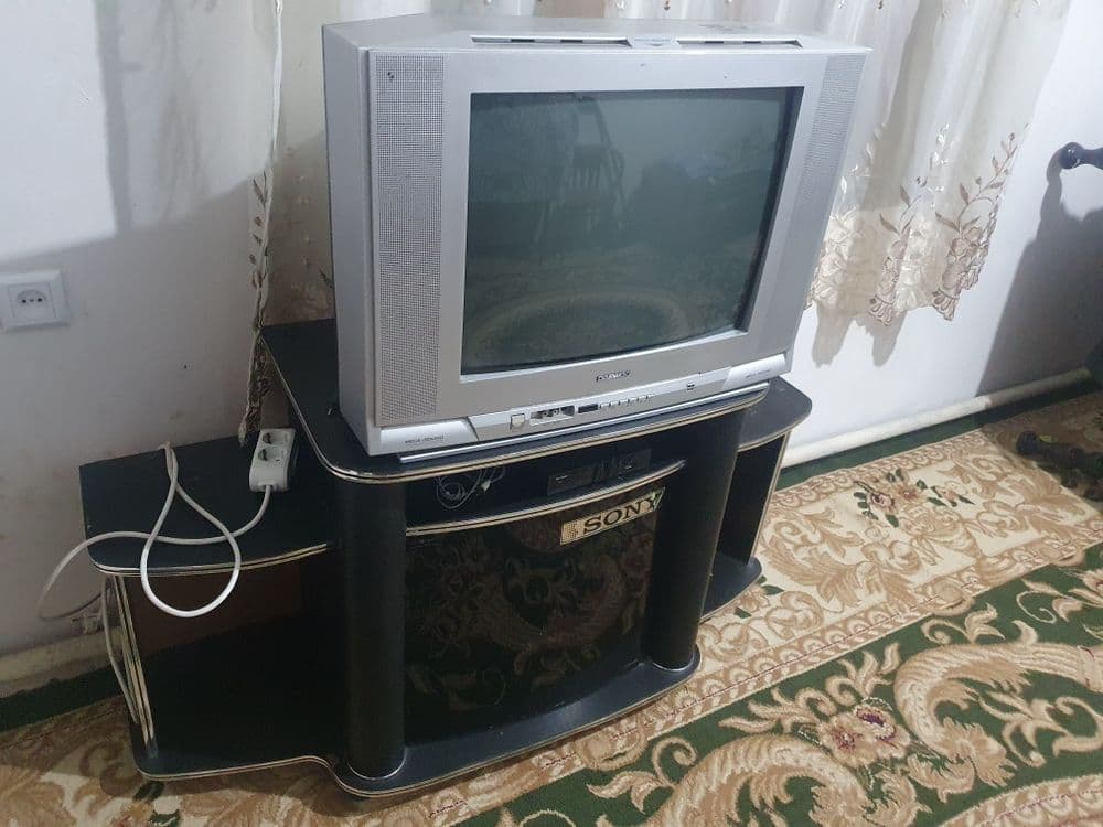Телевизор ламповый — 1