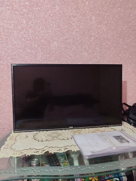 Телевизор Artel 43 SMART — 1