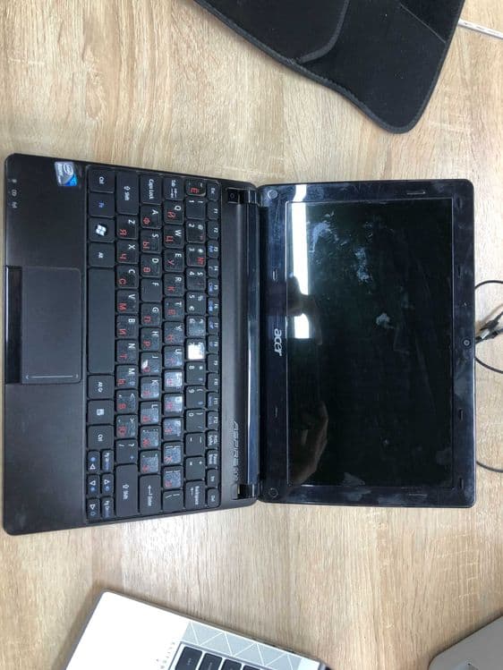 ACER Aspire ONE D257 — 1