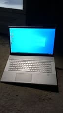 Notebook sotiladi