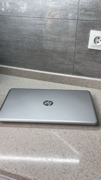 Hp notebook sotuvda — 1