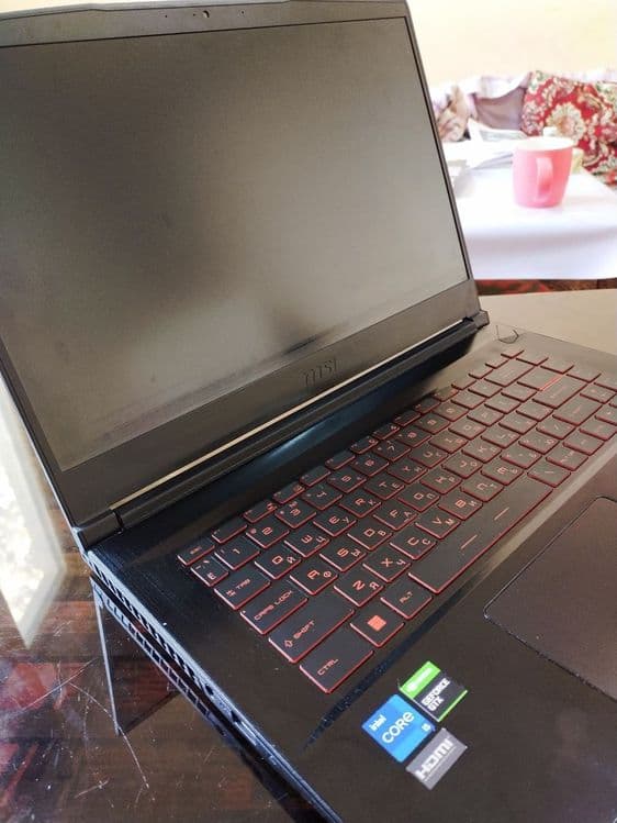 MSI GF63 Thin 11SC | i5-11400H | GTX 1650 4GB GDDR6 | 24GB RAM — 1