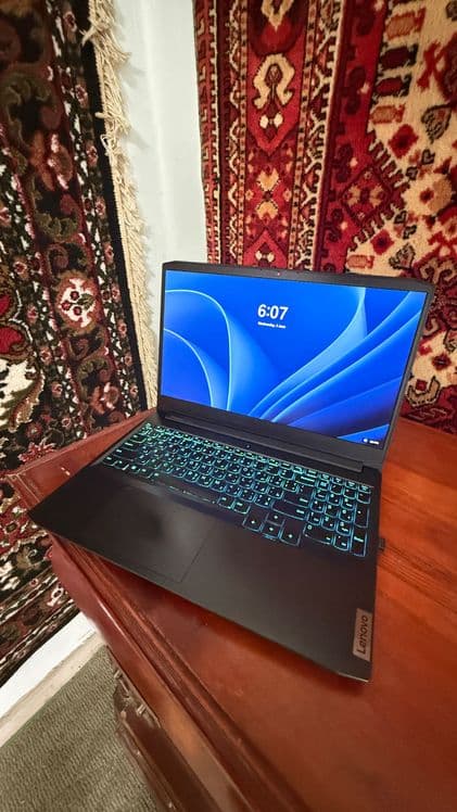 Lenovo IdeaPad Gaming 3 15IHU6 (i5 / 16GB / RTX 3050 / SSD 512) — 1