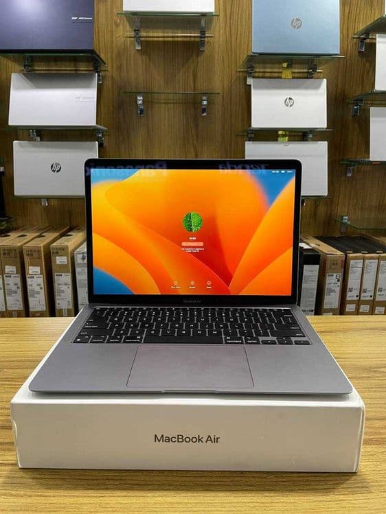 Новый MacBook Air M1/8/256/13.3" Space Gray — 1