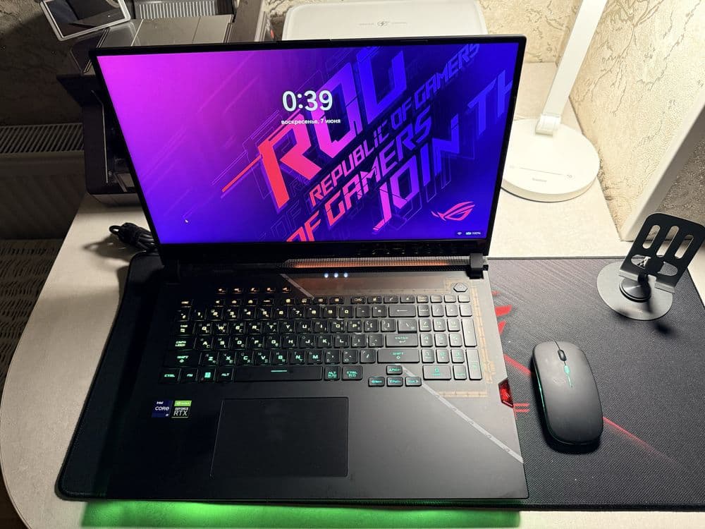 Asus rog strix scar G733Z — 1