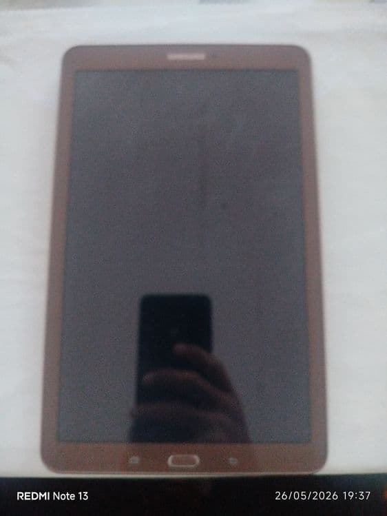 Samaung Galaxy Tab E sotiladi ! — 1