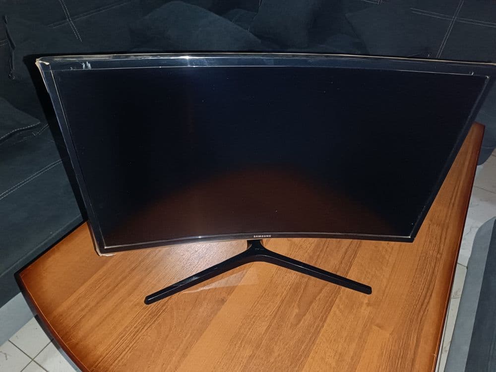 Монитор Samsung ''C27F396FHI'' — 1