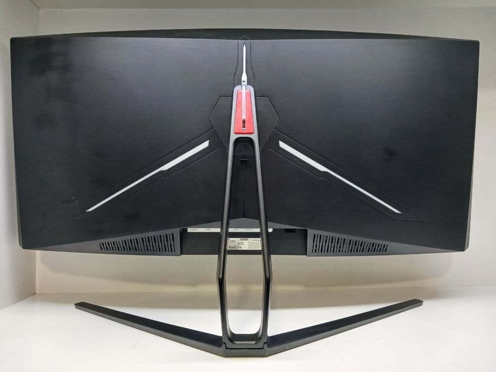Monitor Immer 34 curved 144hz — 1