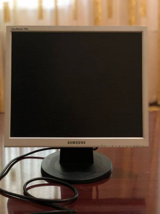 Samsung монитор сатылады — 1