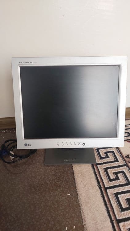 Монитор LG flatron — 1
