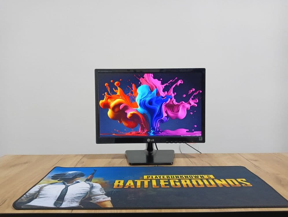 LG 19 monitor IPS — 1