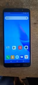 Продаётся телефон Huawei 5 lite.