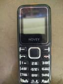 Novey knopochniy telefon