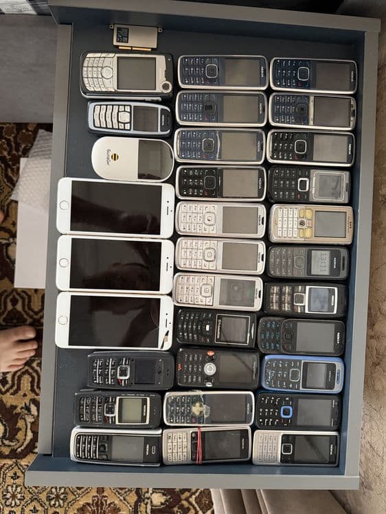 Retro telefonlar — 1