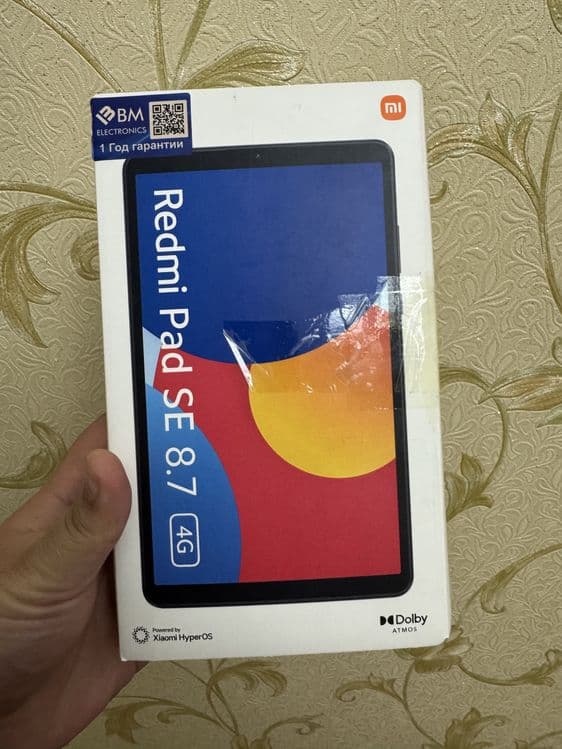 Redmi pad se 8.7. 4/128. Aybi yoq. 2 ta joyida qirilgan joyi bor — 1