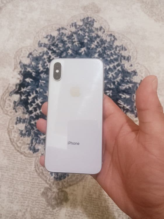 Iphone xs xolati yaxshi — 1