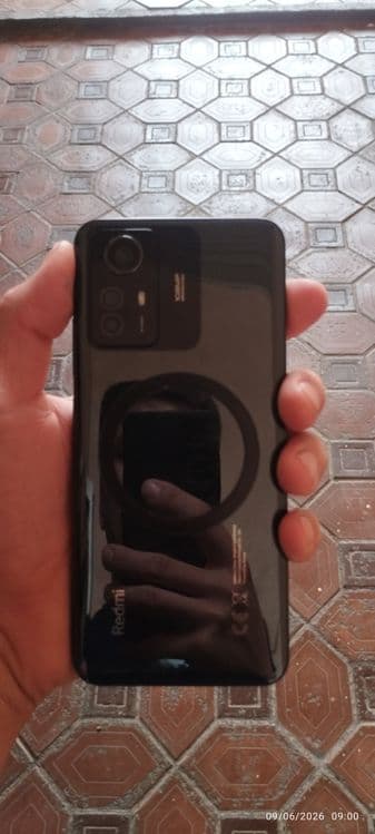 Redmi 12 s 8ga 256 narxi 1 mln 200 ming sum — 1