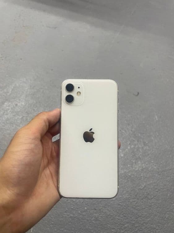 iphone 11 128GB — 1