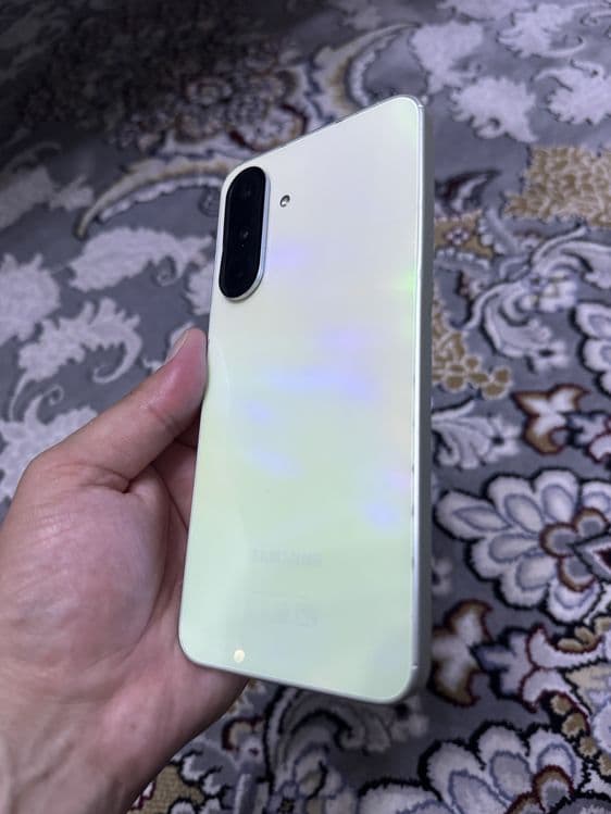 Samsung A 36 Hotirasi 128 Gb — 1