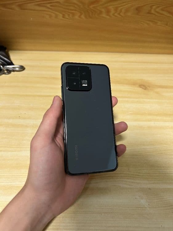 Xiaomi 13 12/256 — 1
