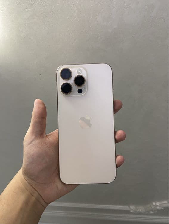 Iphone 16 pro max — 1