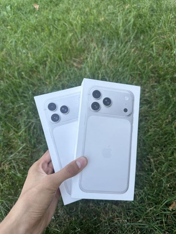 iPhone 17 Pro Max — 1