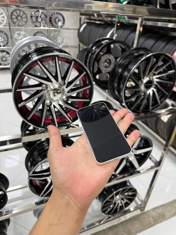 iphone 13 mini sotiladi — 1