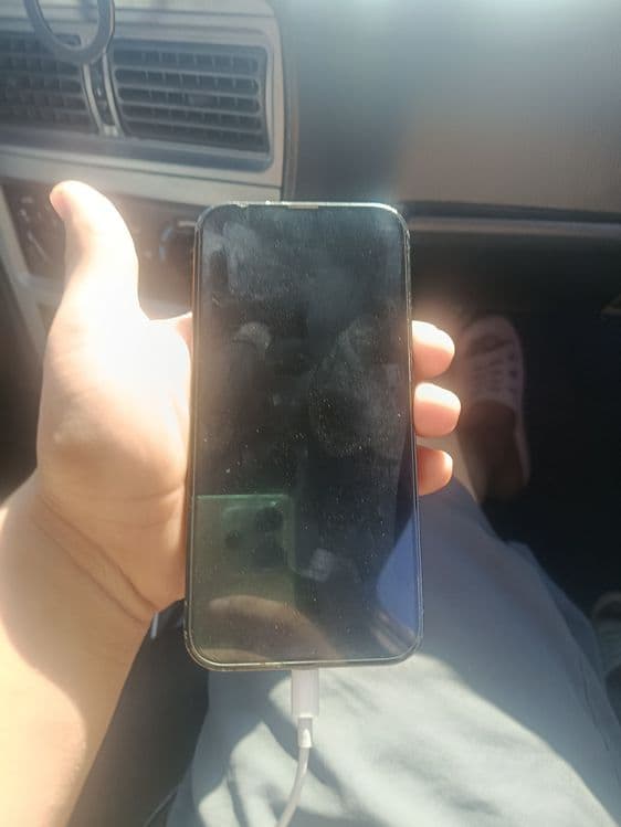 Iphone 13 pro max — 1