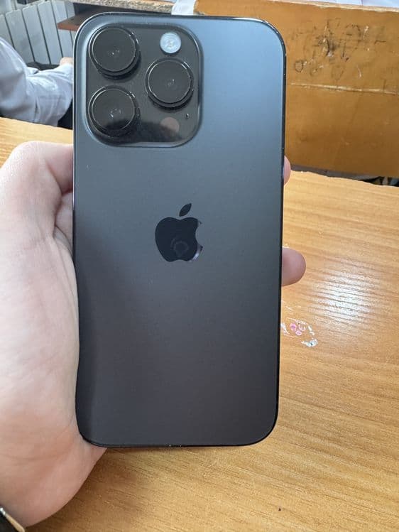 Продаётся Iphone 14 pro 81% на 1 терабай в хорошем состоянии — 1