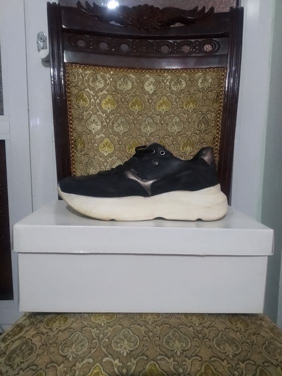 Обувь,кожаная, фирменные. — 1
