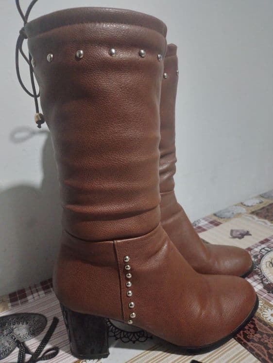 Rossiyskiy toza charm etik ayyollar uchun — 1