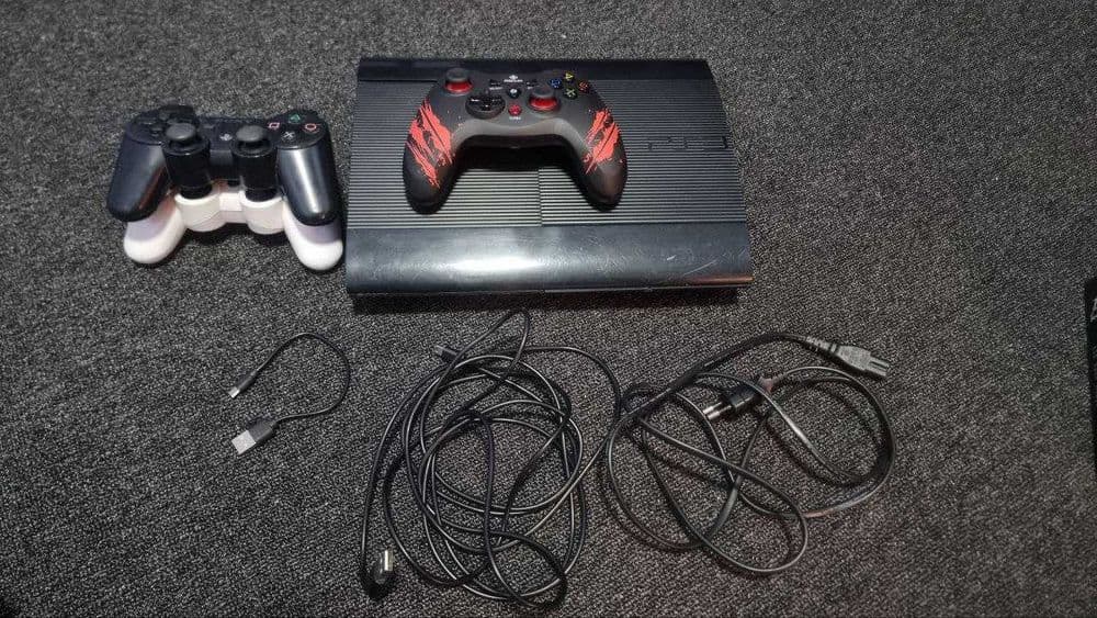 ps3 xolati ideal 2 jostik berilardi uyinlari bor — 1