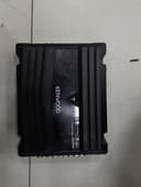 Kenwood 400w 2 kanali usilitel hamajoyi ishlidi