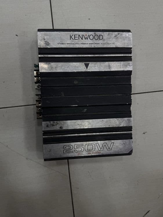 Kenwood usilitel 250w 2kanaligi buferga olib qoladi qoysa — 1