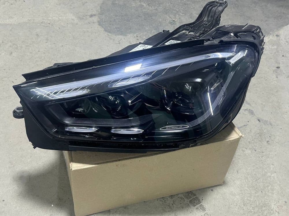 Мерседес JLE 450 фара чап томони — 1