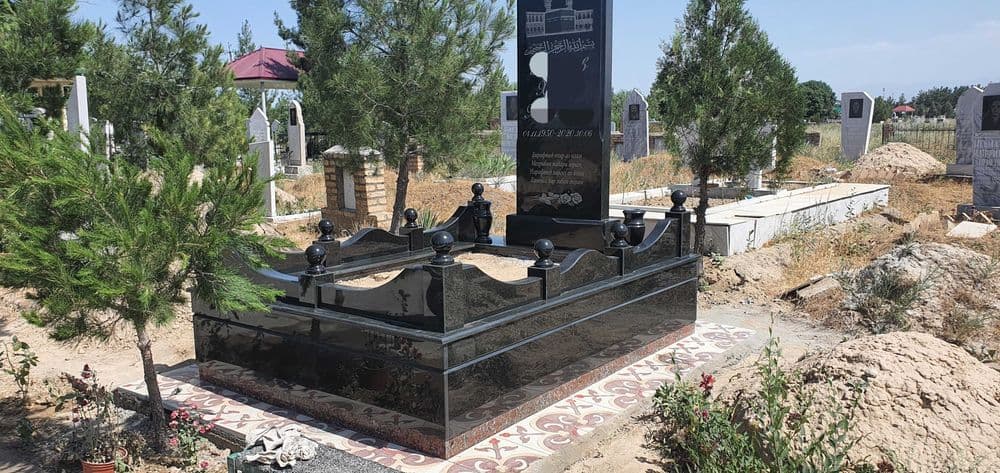 Уствновка памятников, ёдгорлик тошлари урнатамиз — 1