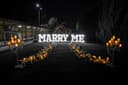Marry me decoratsiyasi