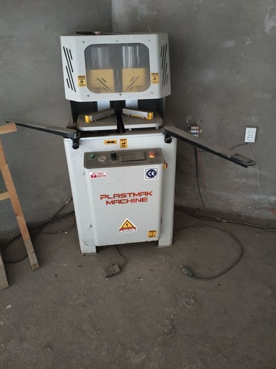 Uskuna Akfa pvx eshik rom uchun — 1