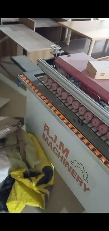 Кромочный аппарат по выгодной цене почти новый стоит своих денег 15млн — 1