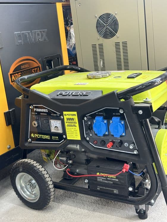 Generator Potere 3,8kwa — 1