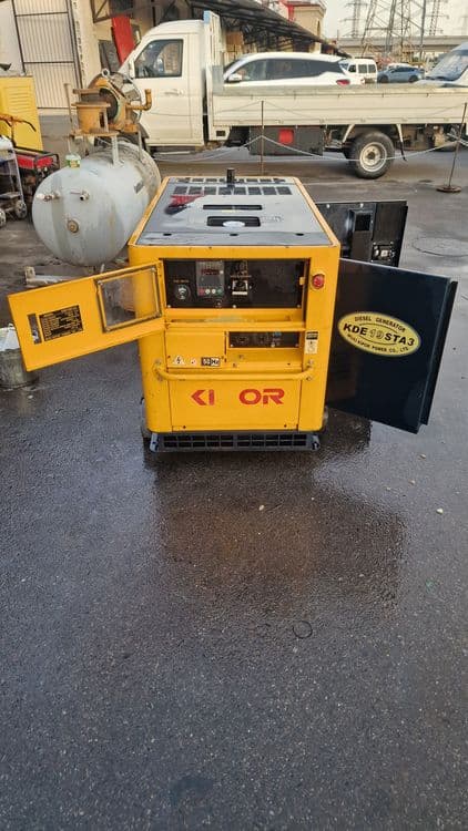 KIPOR generator KDE 19STA — 1