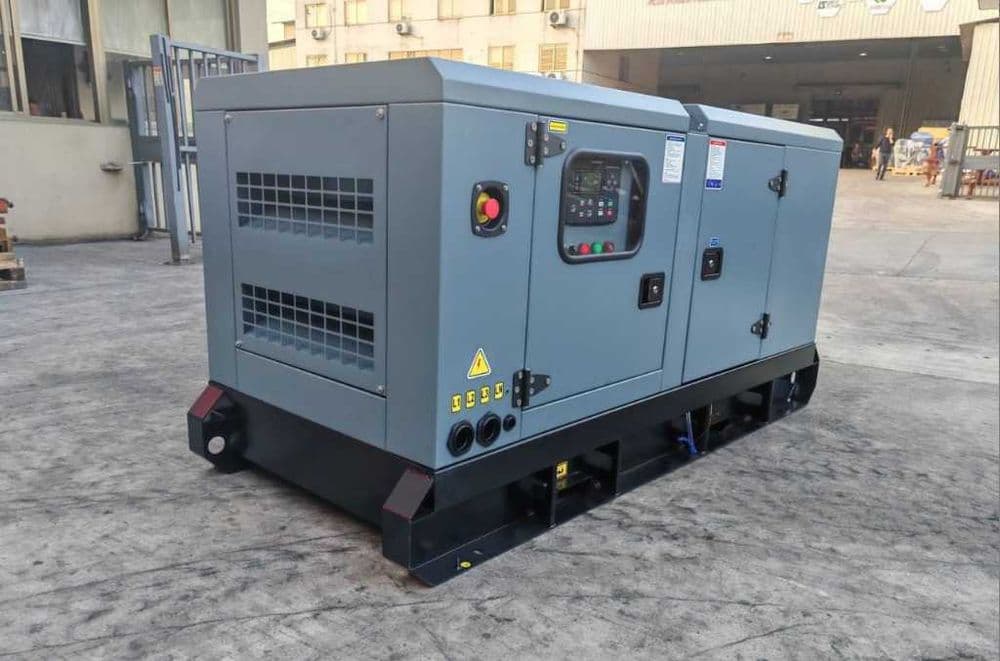 Бесшумный генератор дизель 33 кВт (двежок 90 кВт) Generator bezshumniy — 1