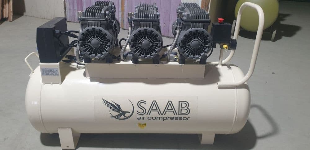 Бесшумный воздушный компрессор SAAB KAW1390/3-100 л 4.2кВт — 1