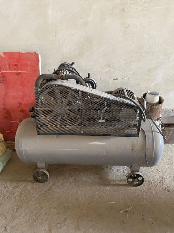 Kompressor sotiladi — 1