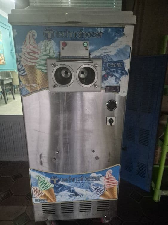 Frezer marojni muzqaymoq aparat 380 volt — 1