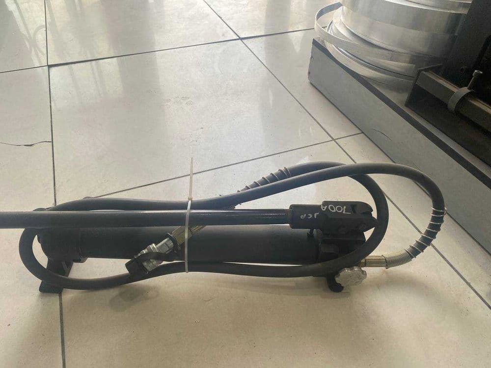 Помпа гидравлическая ручная JCP-700A — 1